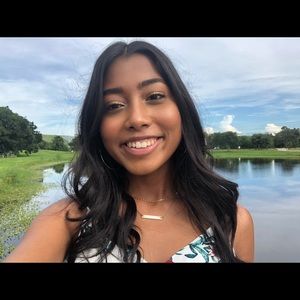 Meet your Posher, Molly